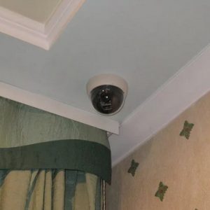 Подбираем камеру наблюдения для квартиры с записью и выходом в интернет