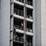 Обслуживание и ремонт фасадов зданий: профессиональные решения